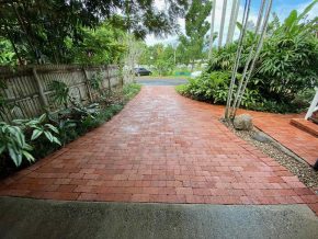 Cairns pressure cleaning driveways (after)